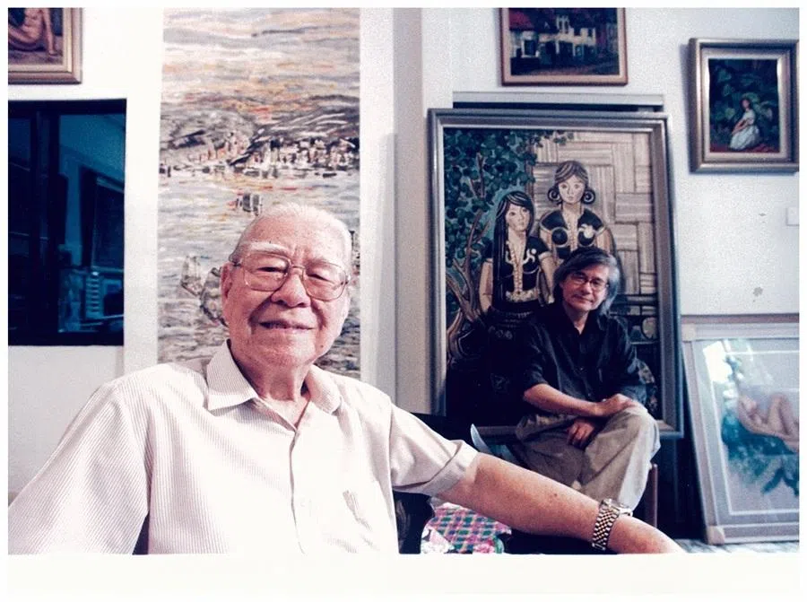 Lin Xiang Xiong (back) studied under the pioneering Singapore painter Liu Kang (front). In the early 1970s, he studied painting in Paris and has held more than 20 solo exhibitions around the world.