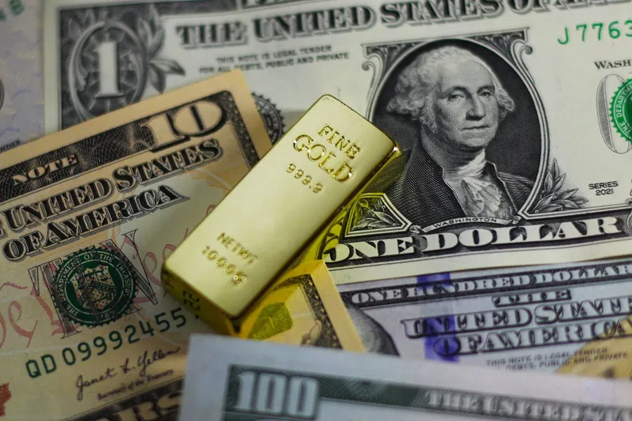 Amid a weakening US dollar, gold prices are skyrocketing.