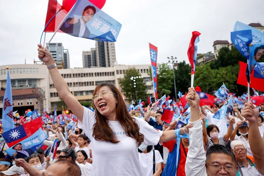 Supporters attend the opening ceremony of Taipei Mayor Chiang Wan-an's campaign headquarters in Taipei, Taiwan, 26 October 2026.