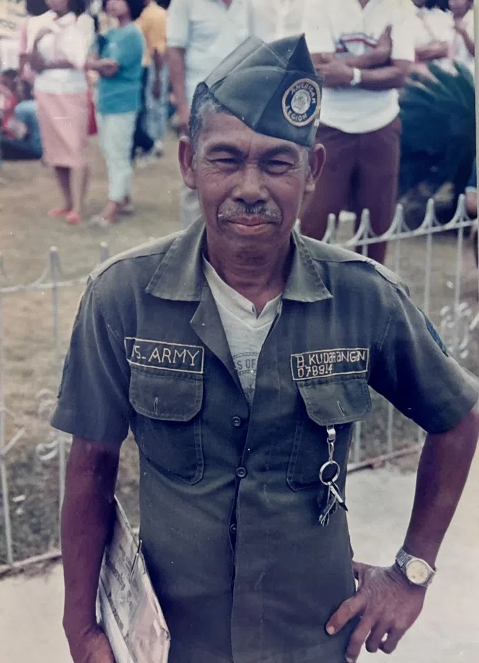 A Philippine war veteran showing support for the revolutionary government.