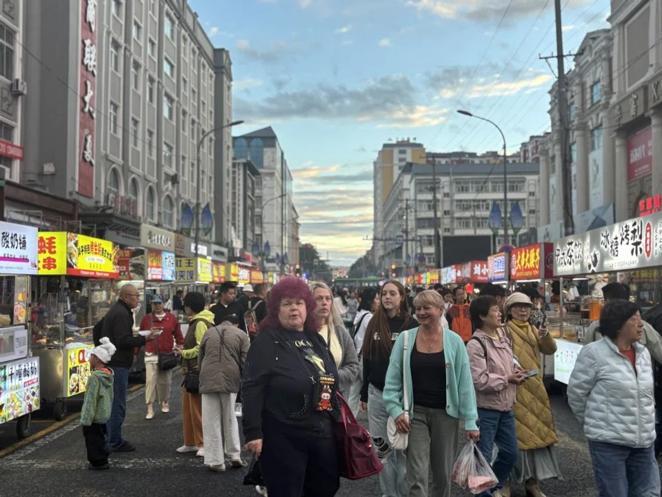 Heihe city is benefiting from a stream of Russian visitors.