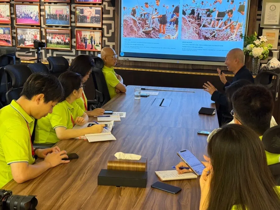 In November 2024, Sian Chay Medical Institution held the final internal editorial meeting before the publication of the picture book to align all perspectives.