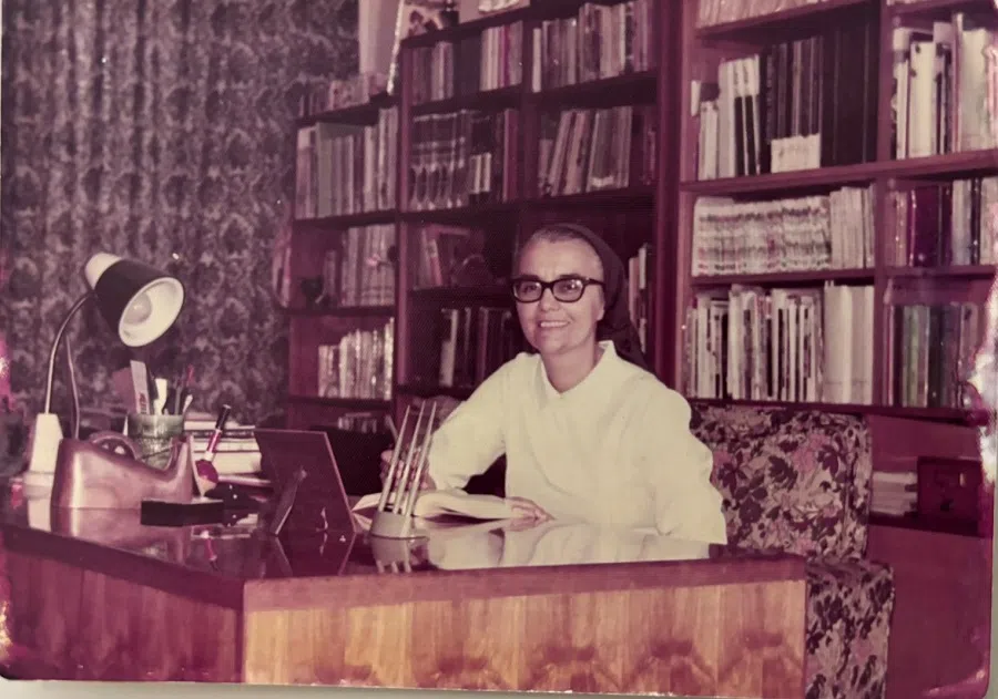 Spanish nun Carmen Morales at Fu Jen Catholic University in Taipei, 1976 — she was the author’s adviser.