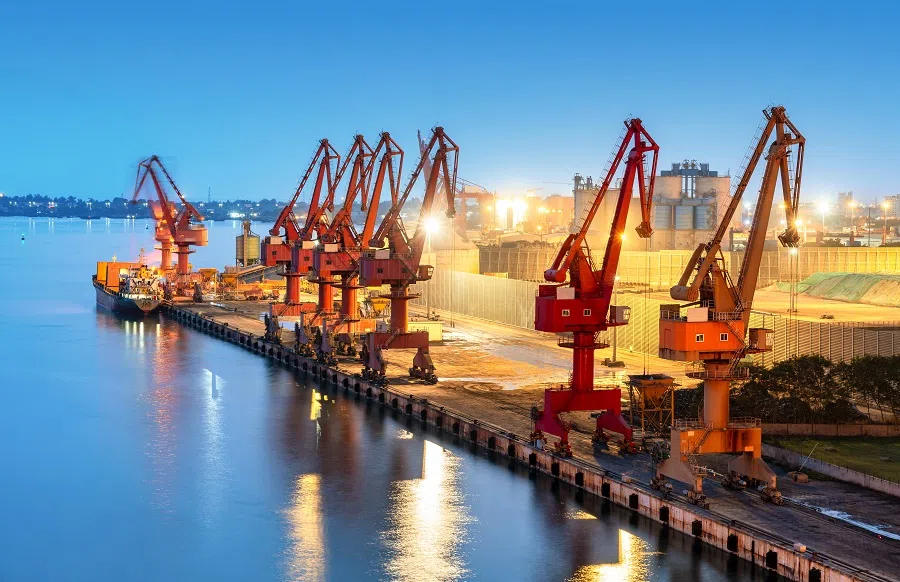 In 2018, China announced the plan to transform the entire Hainan island into a pilot free trade port. 