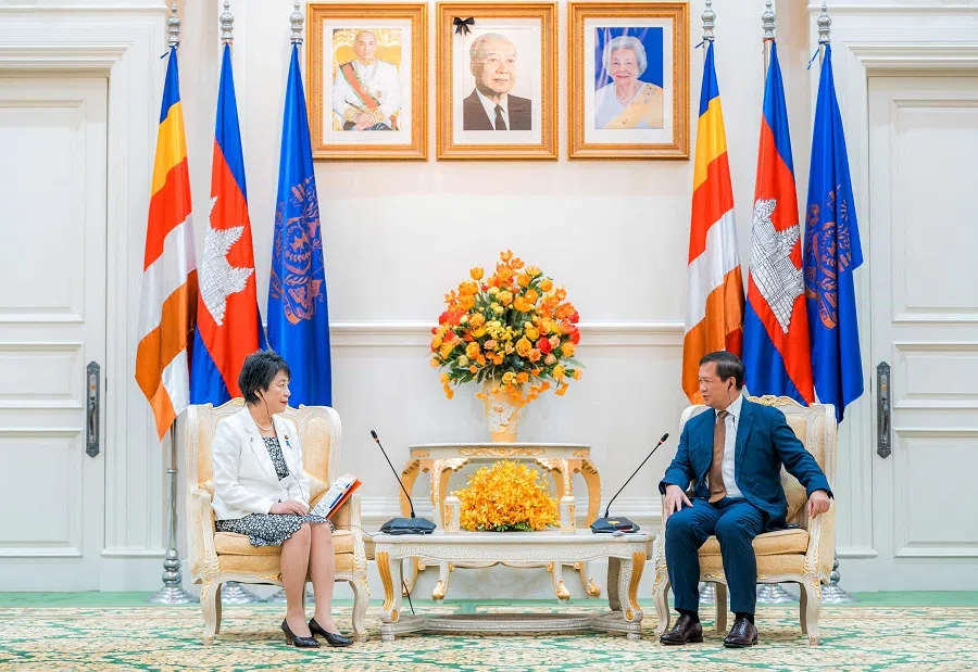 Cambodia’s Prime Minister Hun Manet (right) speaks to Japan’s Foreign Minister Yoko Kamikawa (left) during a meeting at the Peace Palace in Phnom Penh on 6 July 2024. (AFP)