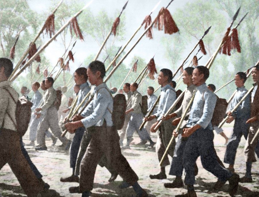 Apart from the regular army, the CCP also trained civilians to use traditional weapons to fight the enemy. While civilian troops were of limited use in actual combat, this approach raised the people's morale.