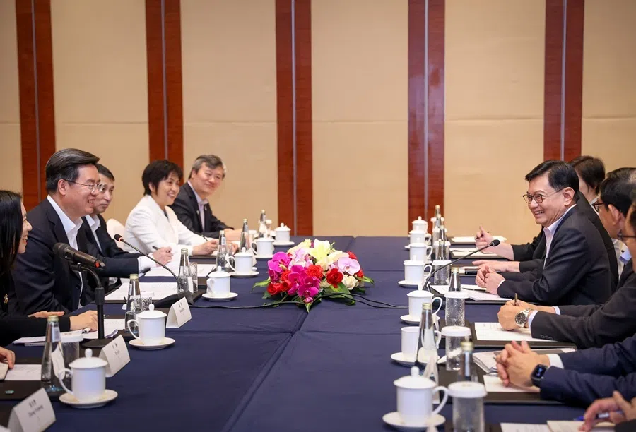 Deputy Prime Minister (DPM) Heng Swee Keat's visit to Shenzhen and Hong Kong, on 12 April 2024. DPM Heng Swee Keat met with Shenzhen mayor, Qin Weizhong.