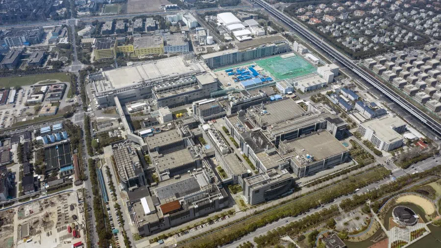 The Semiconductor Manufacturing International Corp. (SMIC) headquarters in Shanghai, China, 23 March 2021. SMIC will build a $2.35 billion plant with funding from the government of Shenzhen, the first major project to emerge from China's masterplan to match the U.S. in advanced chipmaking. (Qilai Shen/Bloomberg)