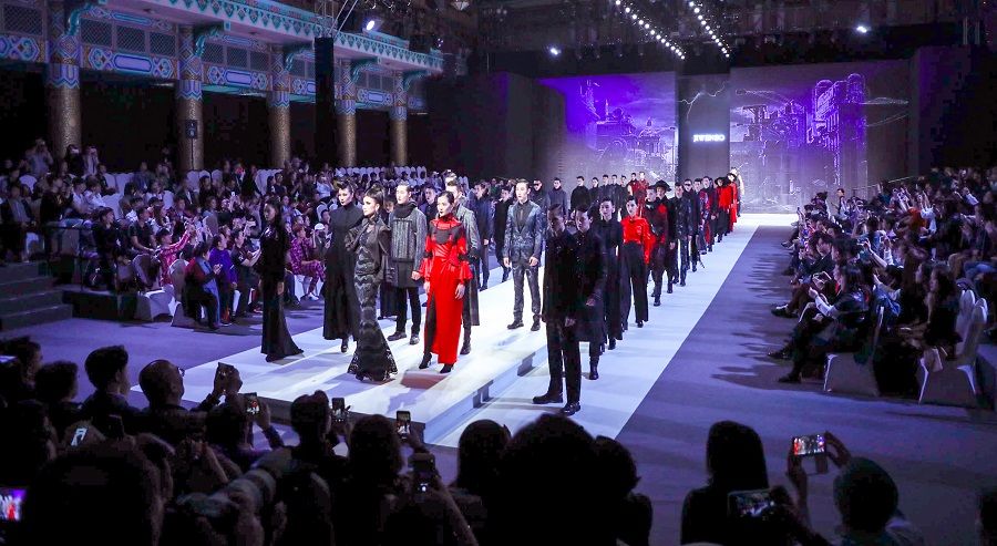 Ji Wenbo Showcase, China International Fashion Week, 2018.