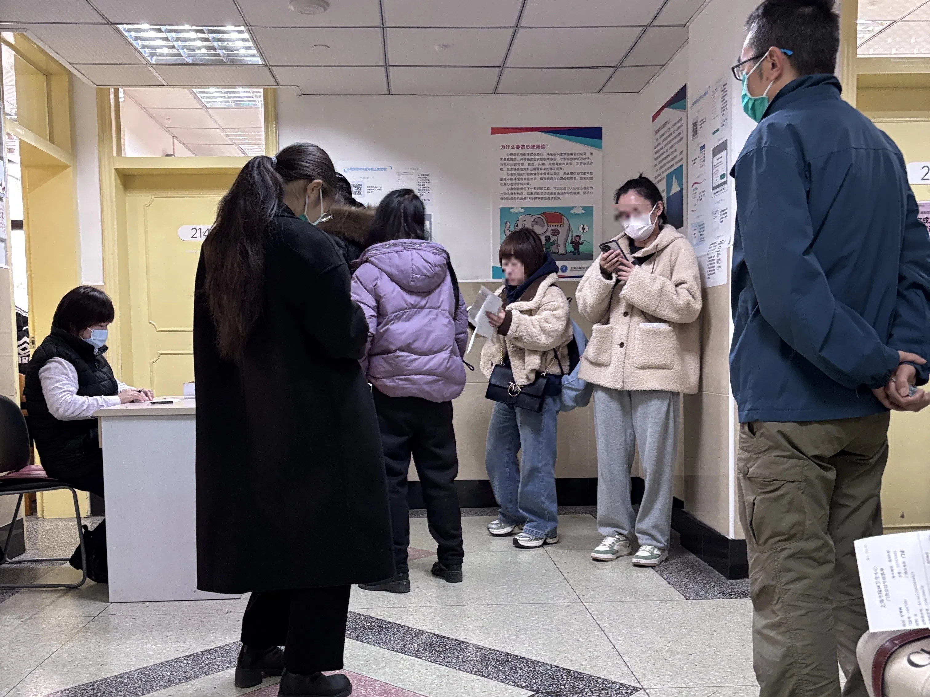 People at the Shanghai Mental Health Center, February 2025. (Li Kang/SPH Media)