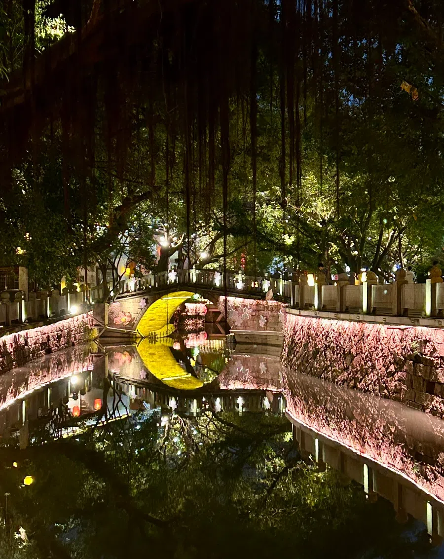 The beautiful night scenery of Sanjie River. (Photo: Ng Puay Eng)