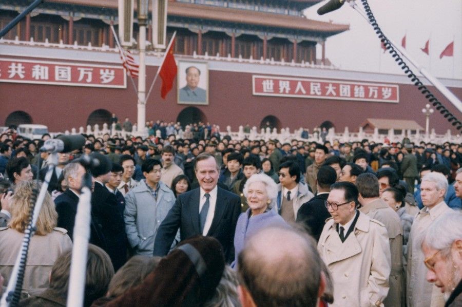 US President George H.W. Bush and First Lady Barbara Bush meeting the public at Tiananmen, February 1989. Bush was chief of the US Liaison Office to the People's Republic of China, and was familiar with China affairs. The Tiananmen incident happened soon after Bush's visit.