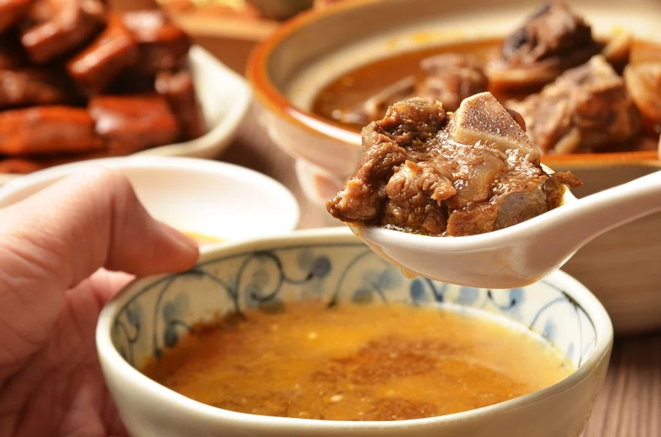 Generous chunks of mutton keep the foodie heart happy and the body warm. (iStock)