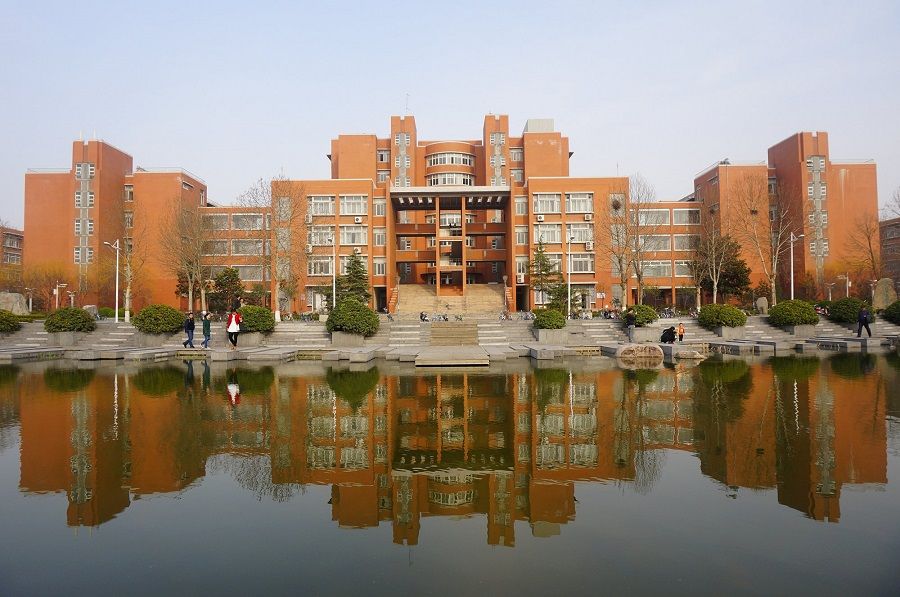 Zhengzhou University's central teaching district. (Photo: Zhengzhou University website)
