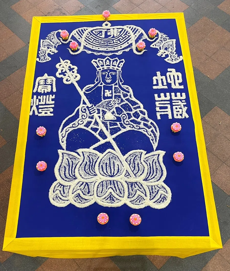 Blue backgrounds are typically used for funerals. (Photo provided by Francis Tan Kwee Chye)