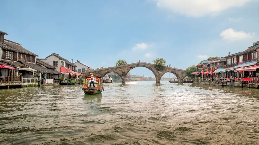 A general view of Fangsheng Bridge in Zhujiajiao in the Qingpu district of Shanghai, China. (iStock)