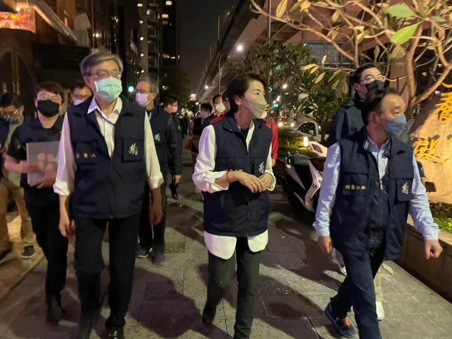 Huang Shan-shan (centre) walking the ground with her team, 27 March 2022. (Facebook/Huang Shan-shan)
