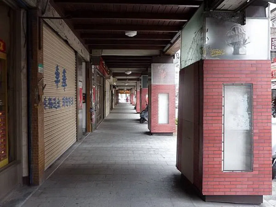 Old storefronts at the 44 Kan Site. (Internet)