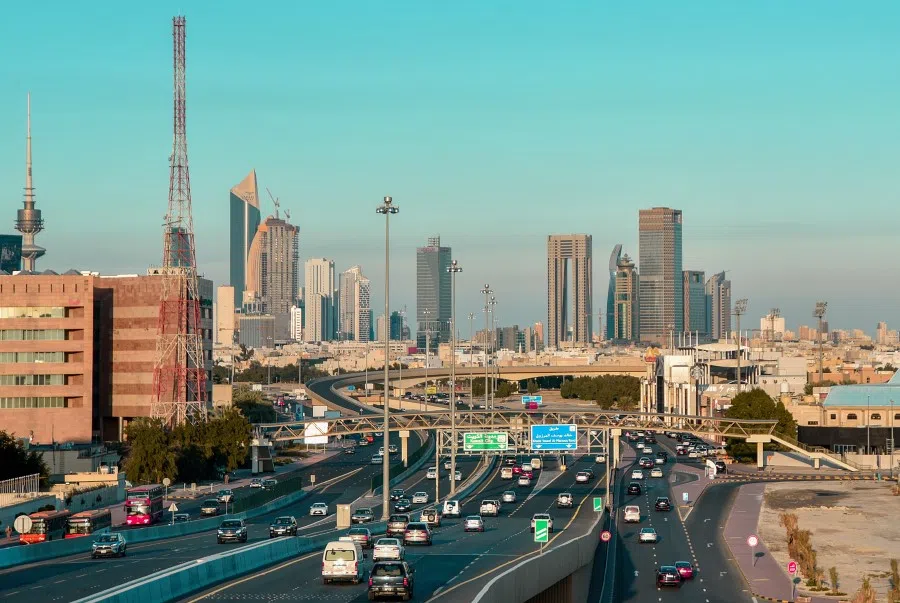 Vehicles travel along Jahra Road towards central Kuwait City, Kuwait, on 9 January 2022. (Bassam Zidan Ahlawy/Bloomberg)