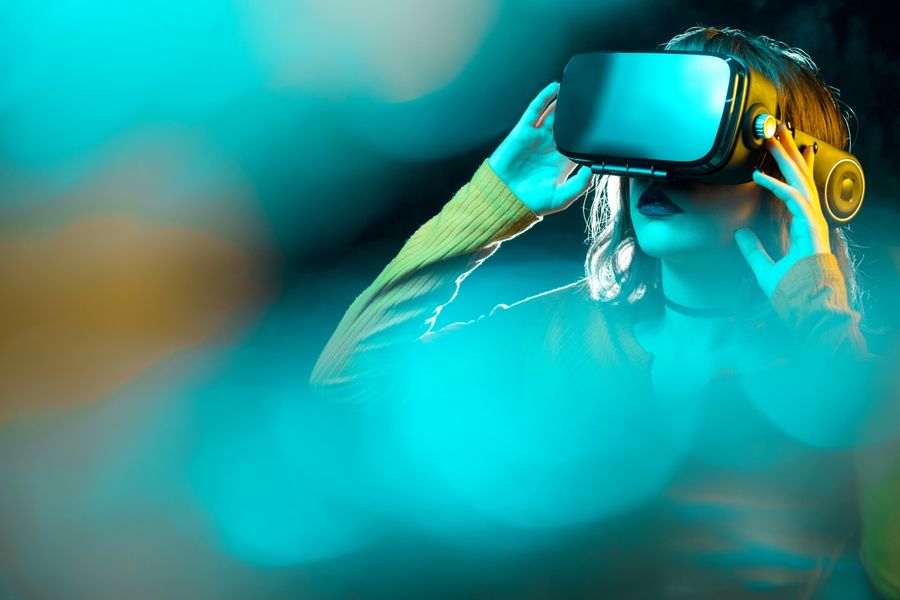 Can VR and AR finally be popularised in the fast-approaching 5G era? (iStock)