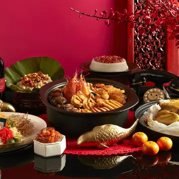 8 Best CNY Takeaway Feasts For A Restaurant-Quality Reunion Dinner At Home