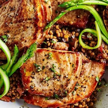 Pork Steaks With Sautéed Lentils