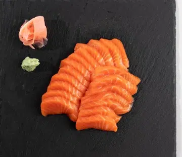 Salmon sashimi yu sheng