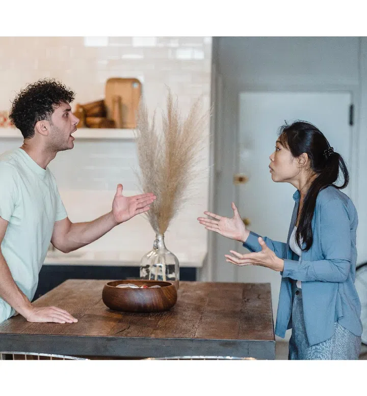 Leaving children to independently process you and your spouse's quarrel may lead them to assume fault and responsibility for it, says child behavioural therapist from Mindful Bear, Xin Xuan, in an interview with Singapore Women's Weekly. (Pexels Timur Weber)