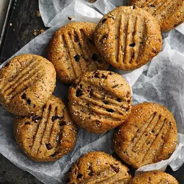 Dairy-Free Hazelnut & Cacao Cookies