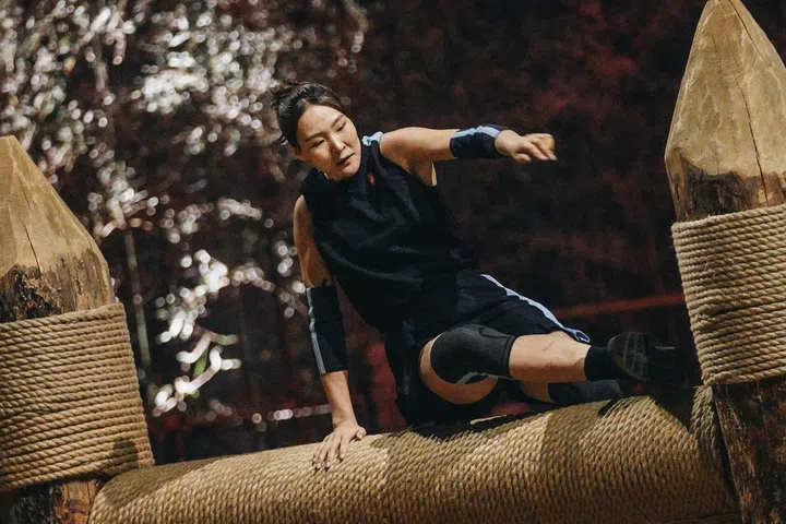 Physical: Asia S1/ Khandsuren Gantogtokh in Physical: Asia S1 Cr. CASA DE FOTO /Netflix © 2025