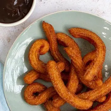 Low-Sugar, Gluten-Free Churros