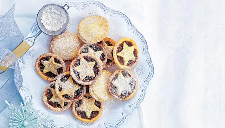Christmas with Woman's Day - Choc-Fruit Mince Tarts