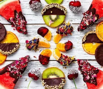 Choc-Dipped Tropical Fruit