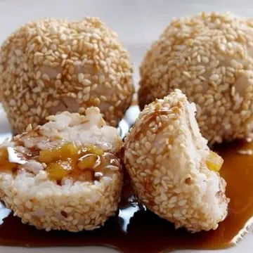 Sticky Coconut Rice Balls