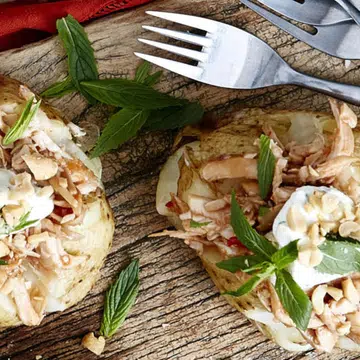 recipe for Buffalo Chicken Baked Potatoes With Minted Yoghurt