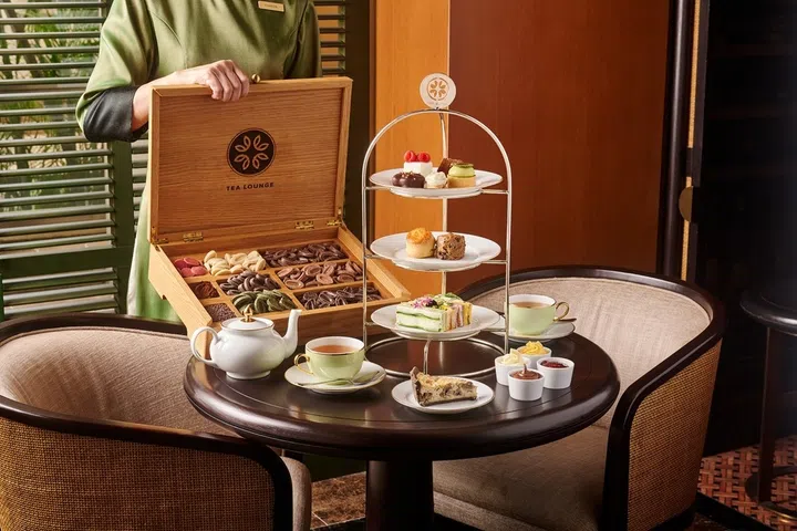 chocolate afternoon tea, Conrad Singapore Orchard