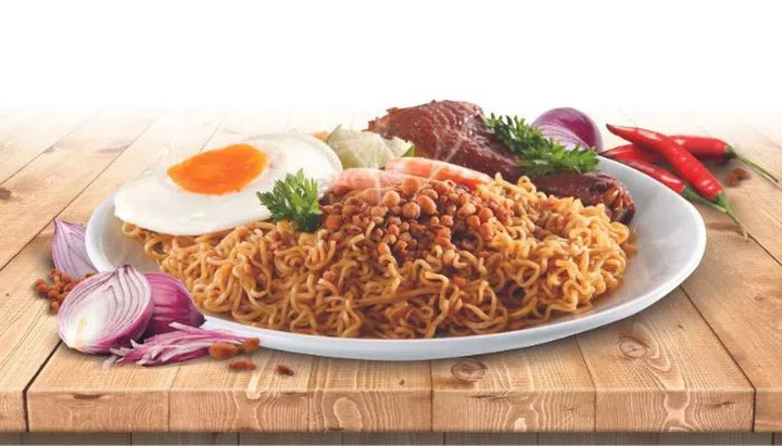 Mi-Sedaap-goreng-asli_oodles-of-fun_plate-of-noodles