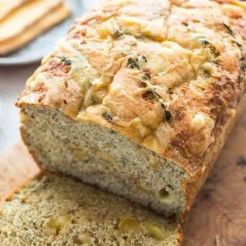 Gubbeen, Cheddar & Thyme Soda Bread