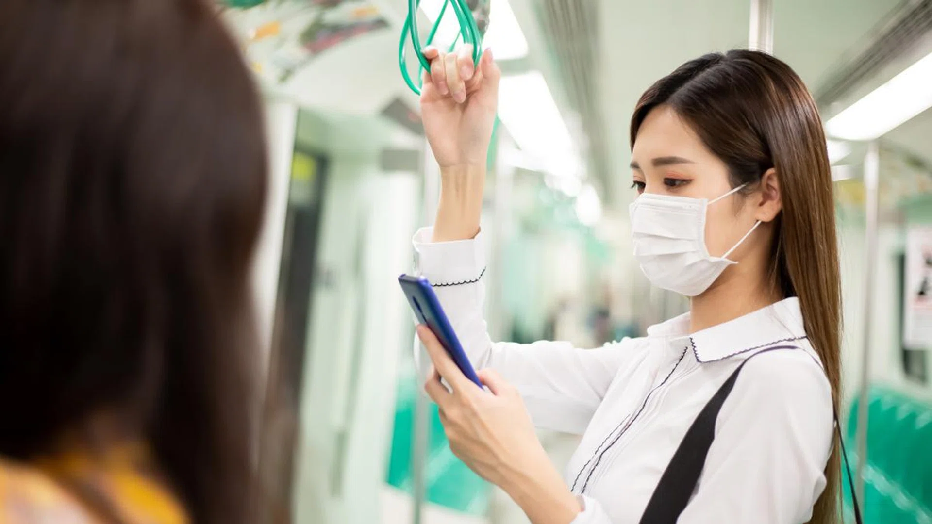 coronavirus-singapore-update-stay-safe-public-transport