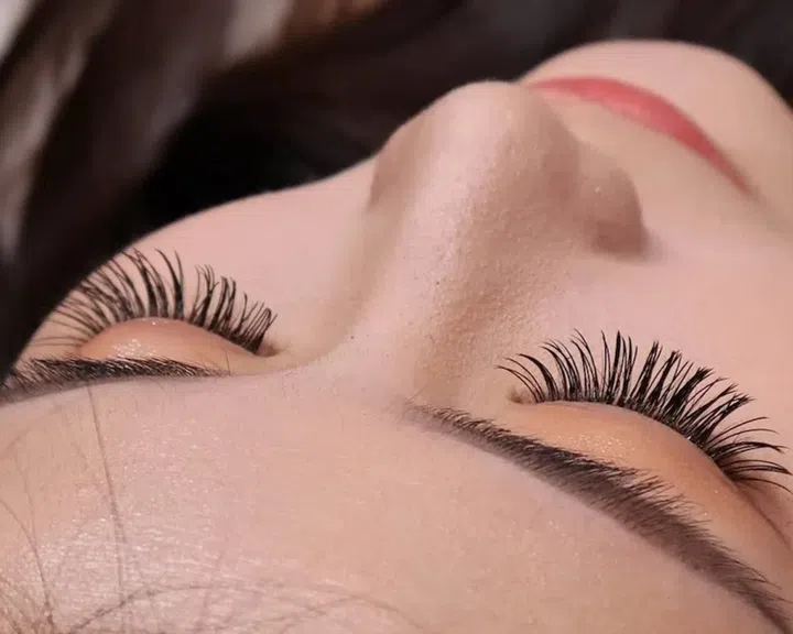 Best Natural Korean-Style Lash Extensions, Korean Natural Classic Eyelash Extensions, Dreamlash Korea