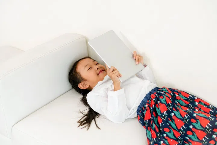 myopia - Your Child Needs Glasses