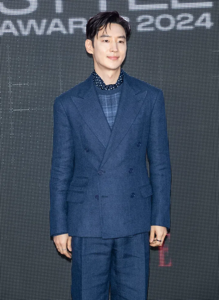 15 Korean Actors Over 40 Who Prove That Age Is Just A Number