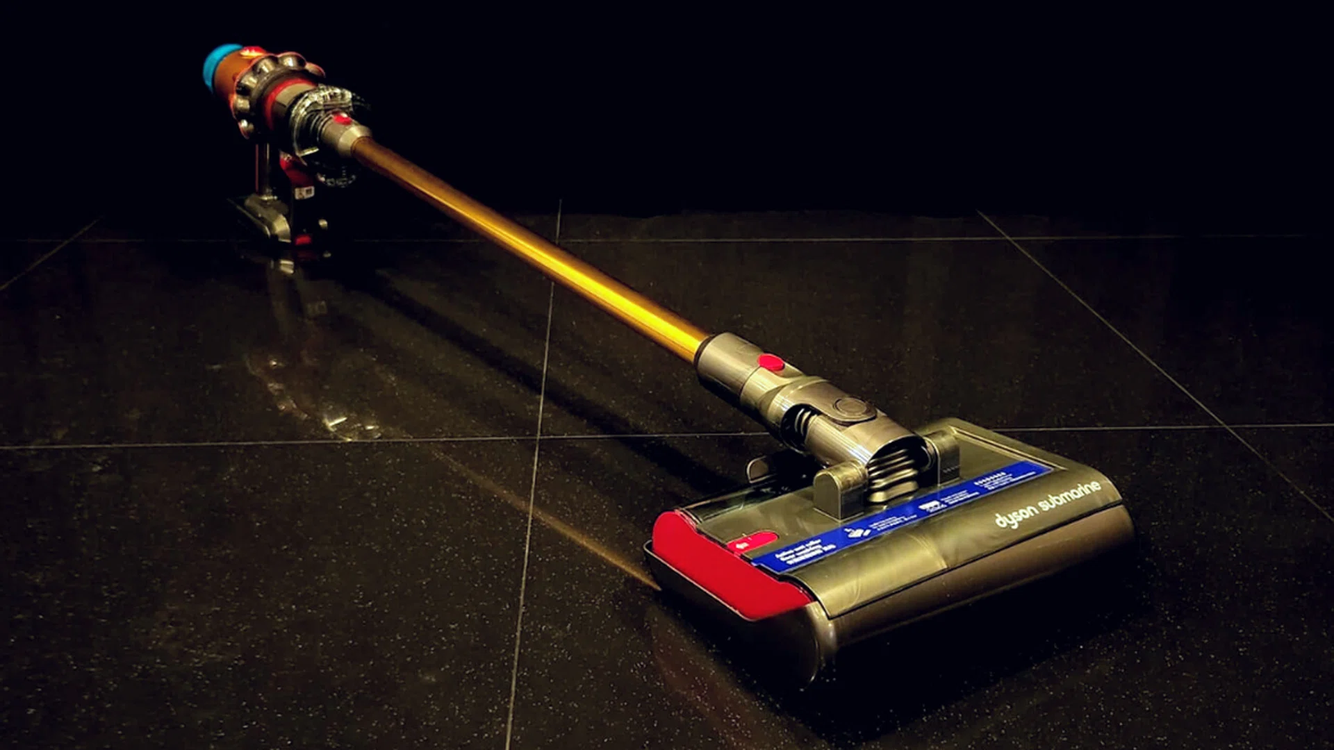 Dyson Submarine wet dry vacuum review