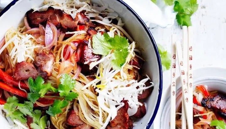 Pork & Bean Sprout Noodles