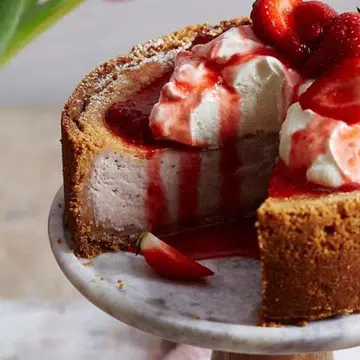 Baked Strawberry Cheesecake