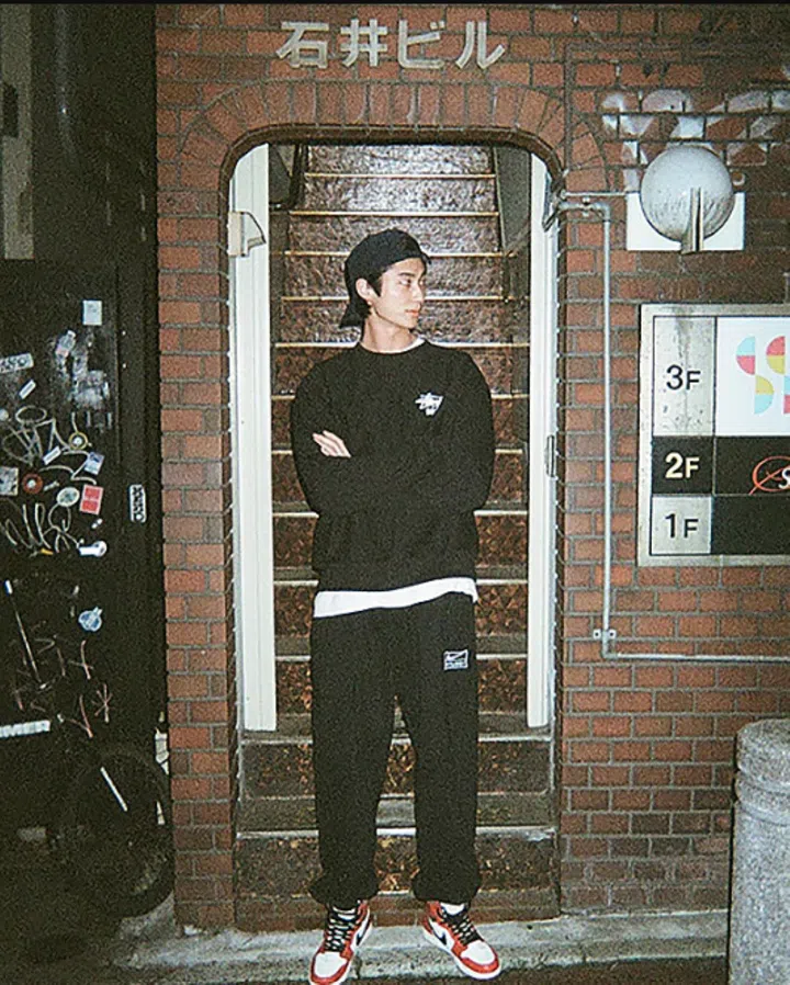Credit: @byeonwooseok