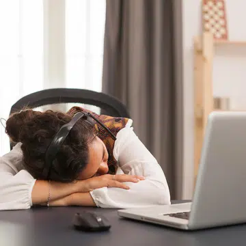 7-easy-tips-avoid-post-lunch-food-coma-at-work
