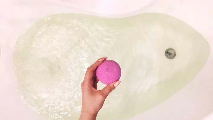 And... you're done! Store in a dry place or airtight container. Drop one or two into the bathtub while the water's running. 