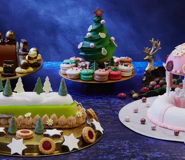 Edible Christmas Trees, Spicy Roast Turkeys Feast On Unique Festive Dishes This Christmas