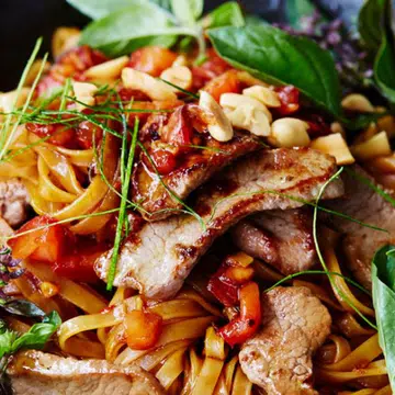 Thai Spicy Lamb & Noodle Stir-Fry